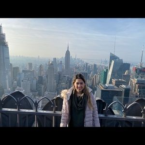 Meet your Posher, Elizabeth